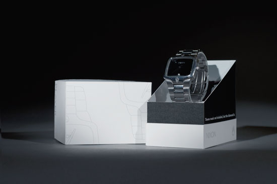 Nixon Player watch package - open